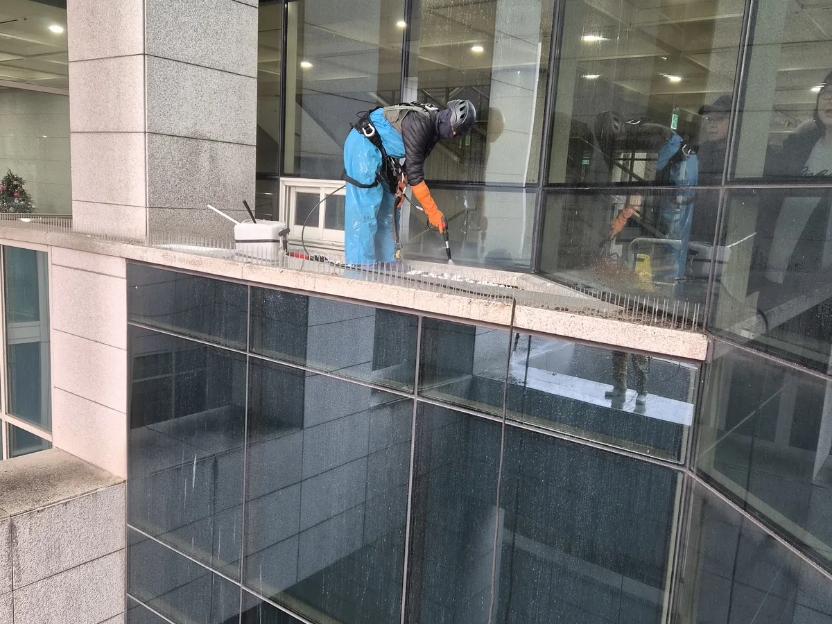화성시 병점구 기산동 건물 복도·대기 동선 야간 위생청소 사례 - 행진크린