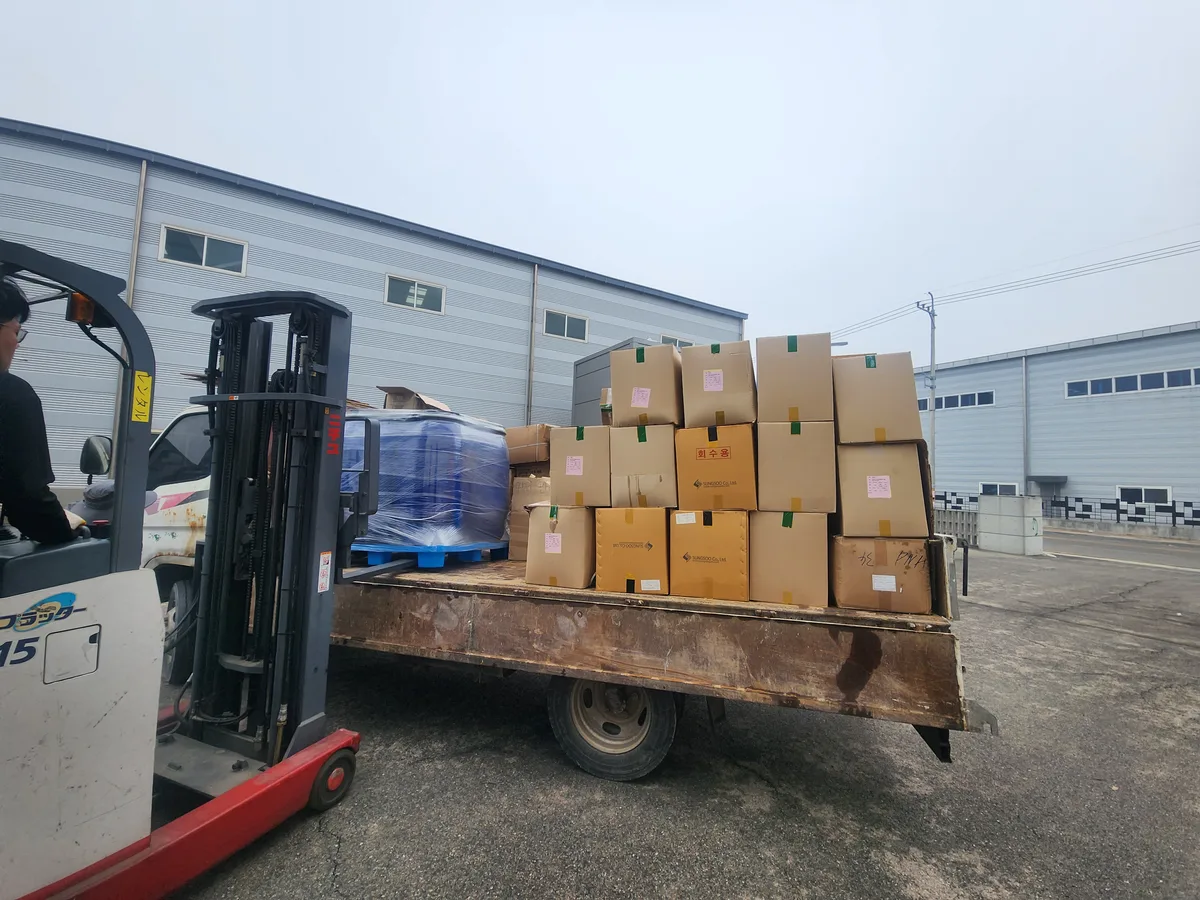 안산시 단원구 성곡동 사업장 하역장·통로 바닥 위생청소 사례 - 행진크린